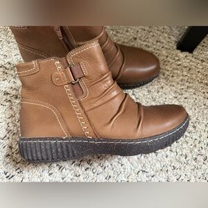 Clarks Brown 8 Wide Ankle Booties Caroline Slouch Zipper